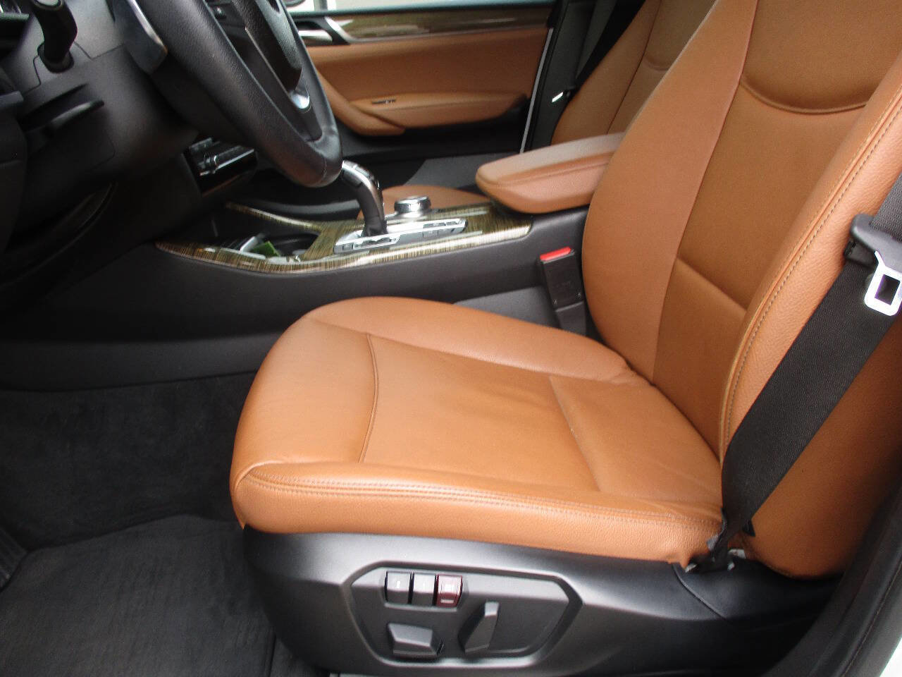 Used 2018 BMW X4 xDrive28i image 18