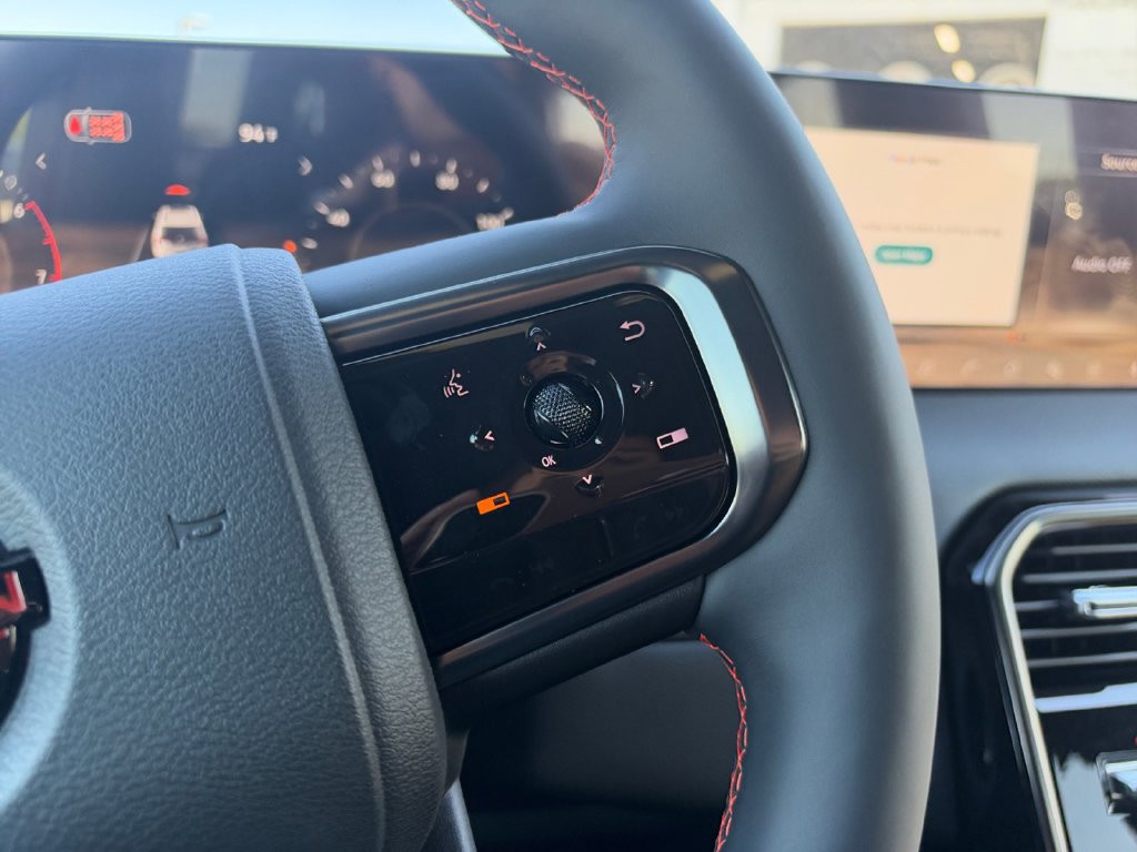 New 2027 Nissan Armada PRO-4X AWD/4WD image 21