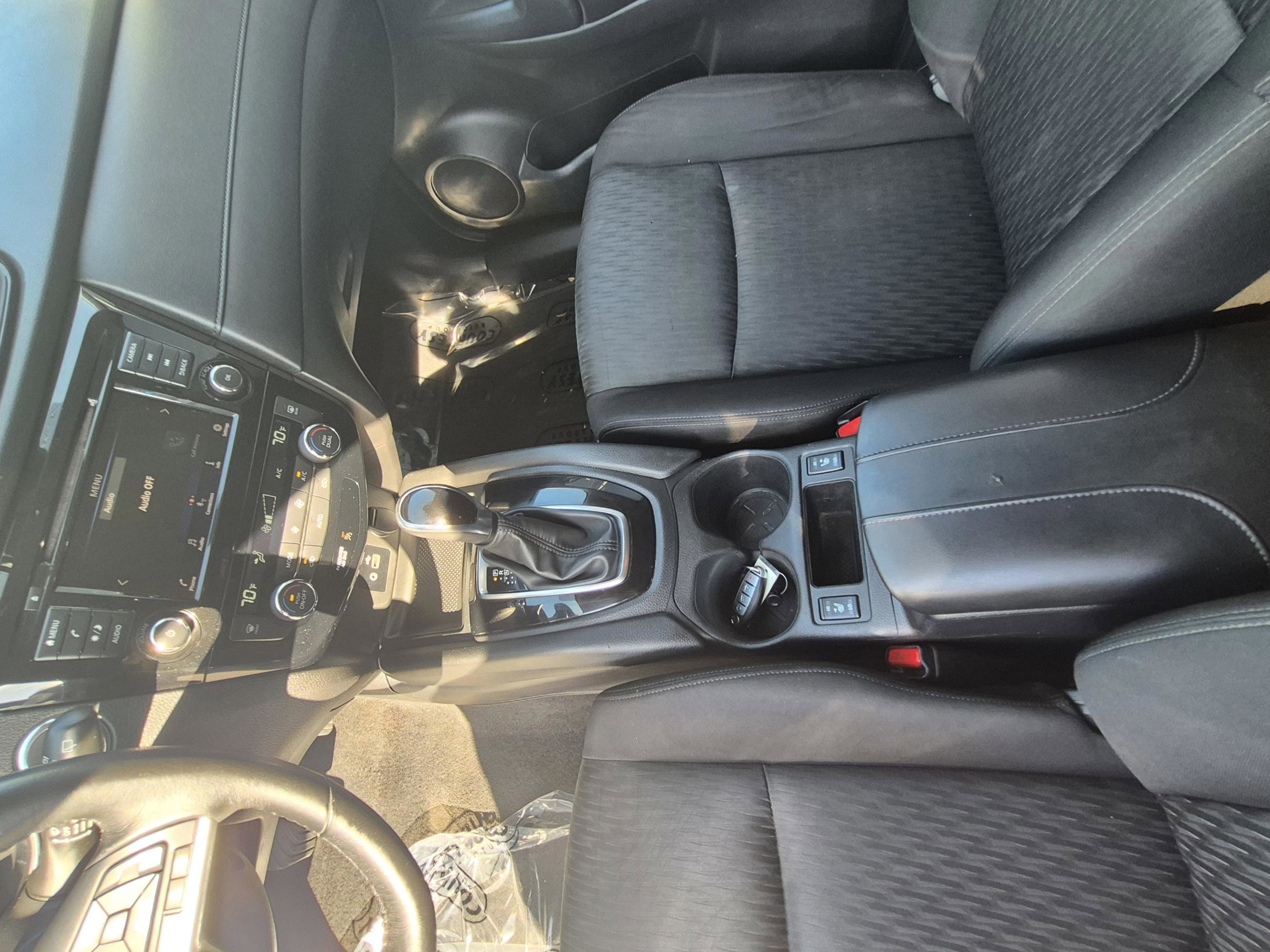 Used 2020 Nissan Rogue SV AWD/4WD image 22