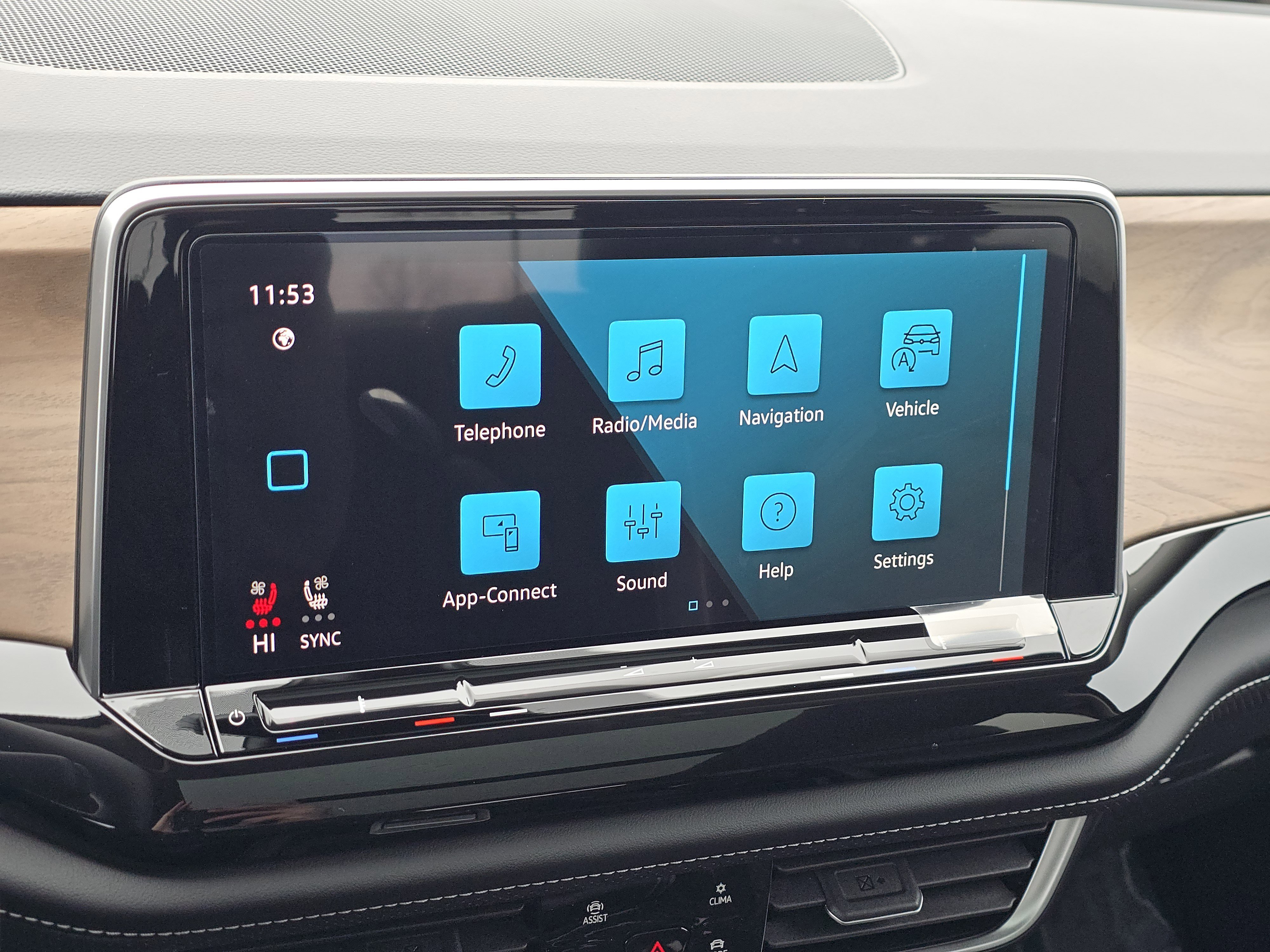 New 2026 Volkswagen Atlas SE image 13