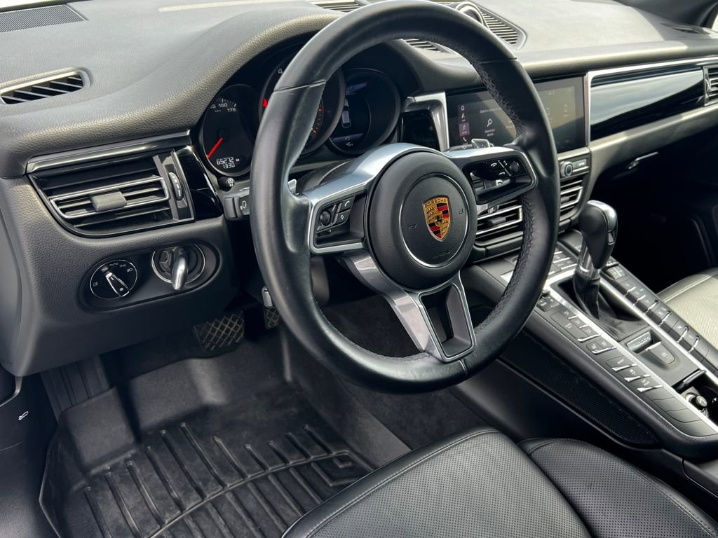 Used 2020 Porsche Macan image 18