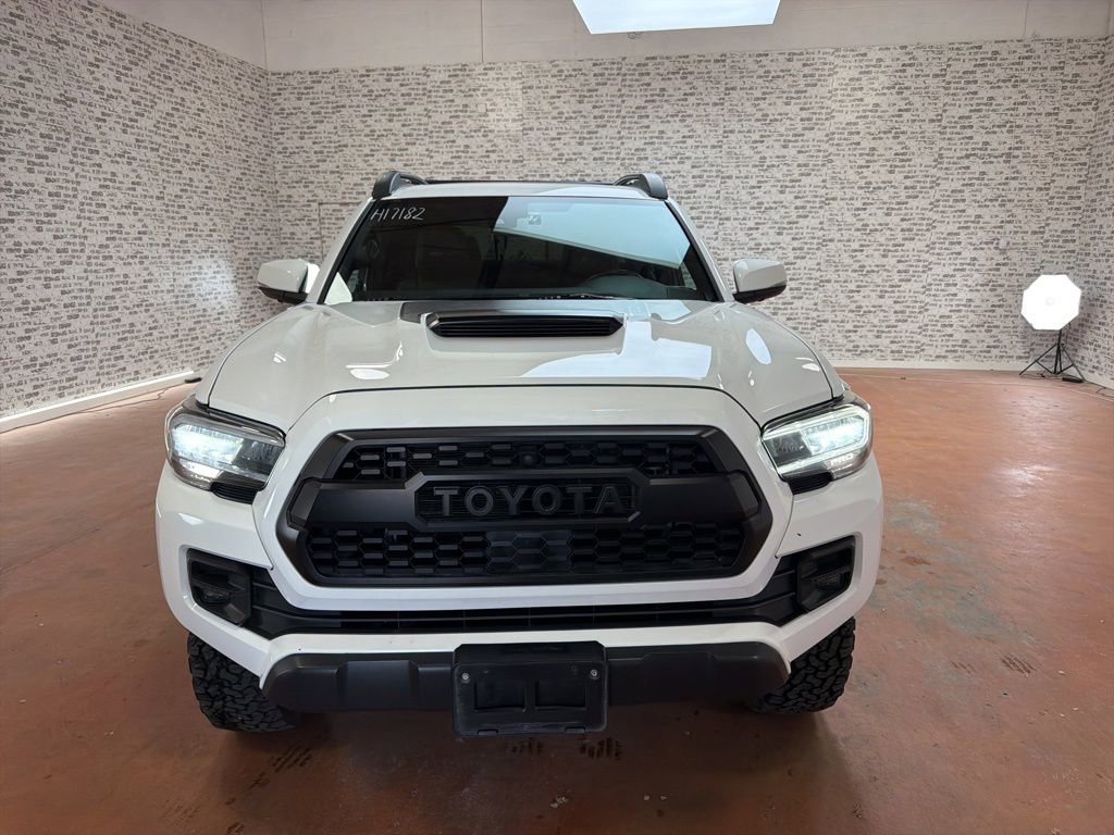 Used 2023 Toyota Tacoma TRD Pro AWD/4WD image 2