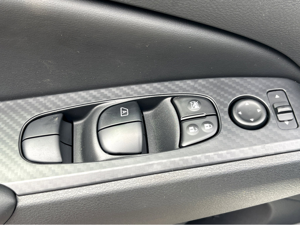 Used 2024 Nissan Altima 2.5 S image 22