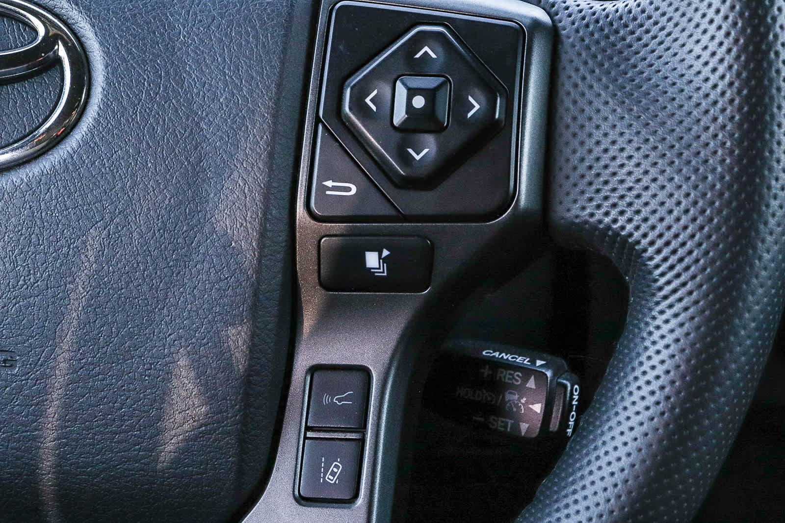 Used 2023 Toyota Tacoma TRD Sport RWD image 23