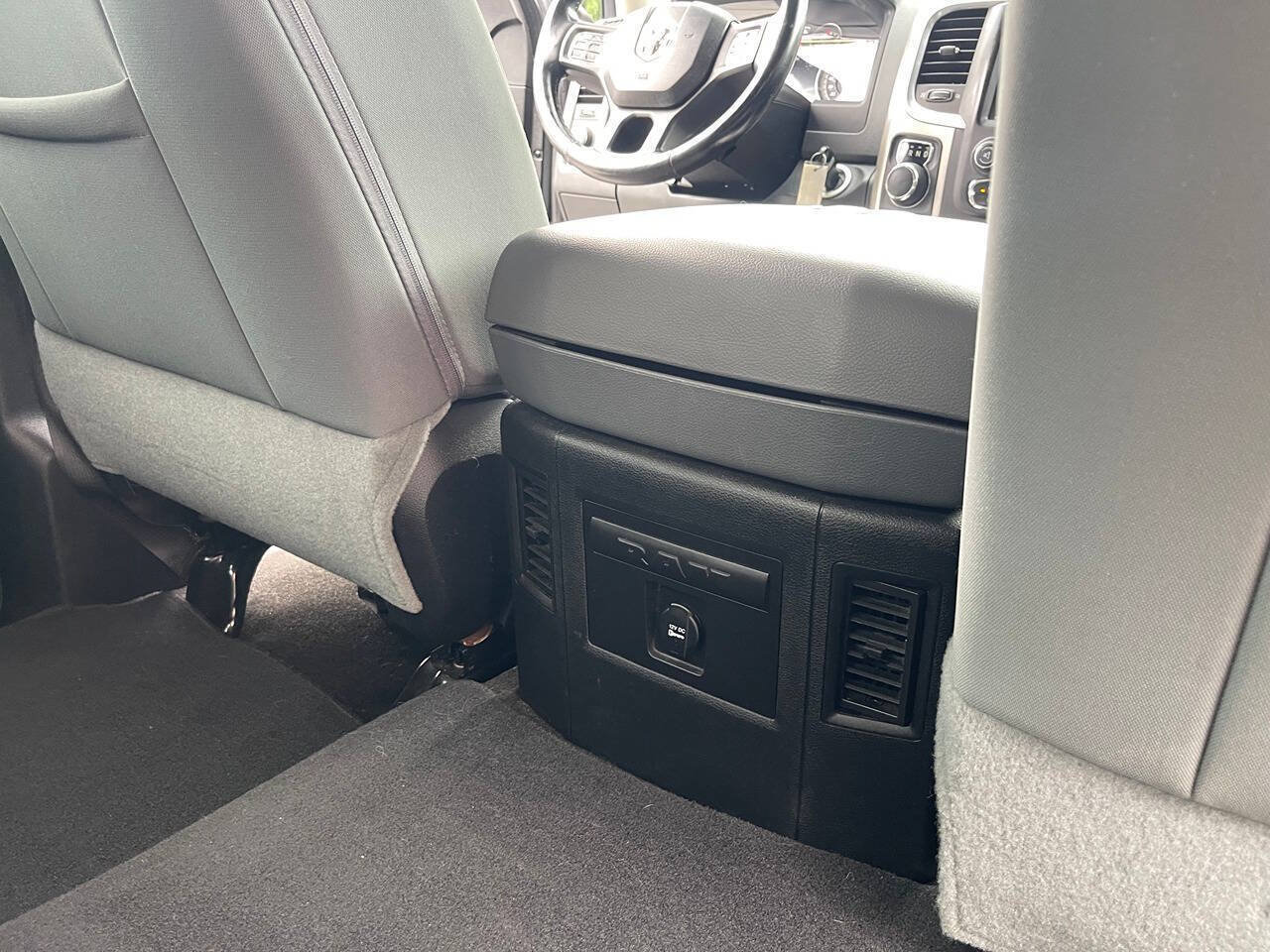 Used 2016 RAM 1500 Big Horn AWD/4WD image 33