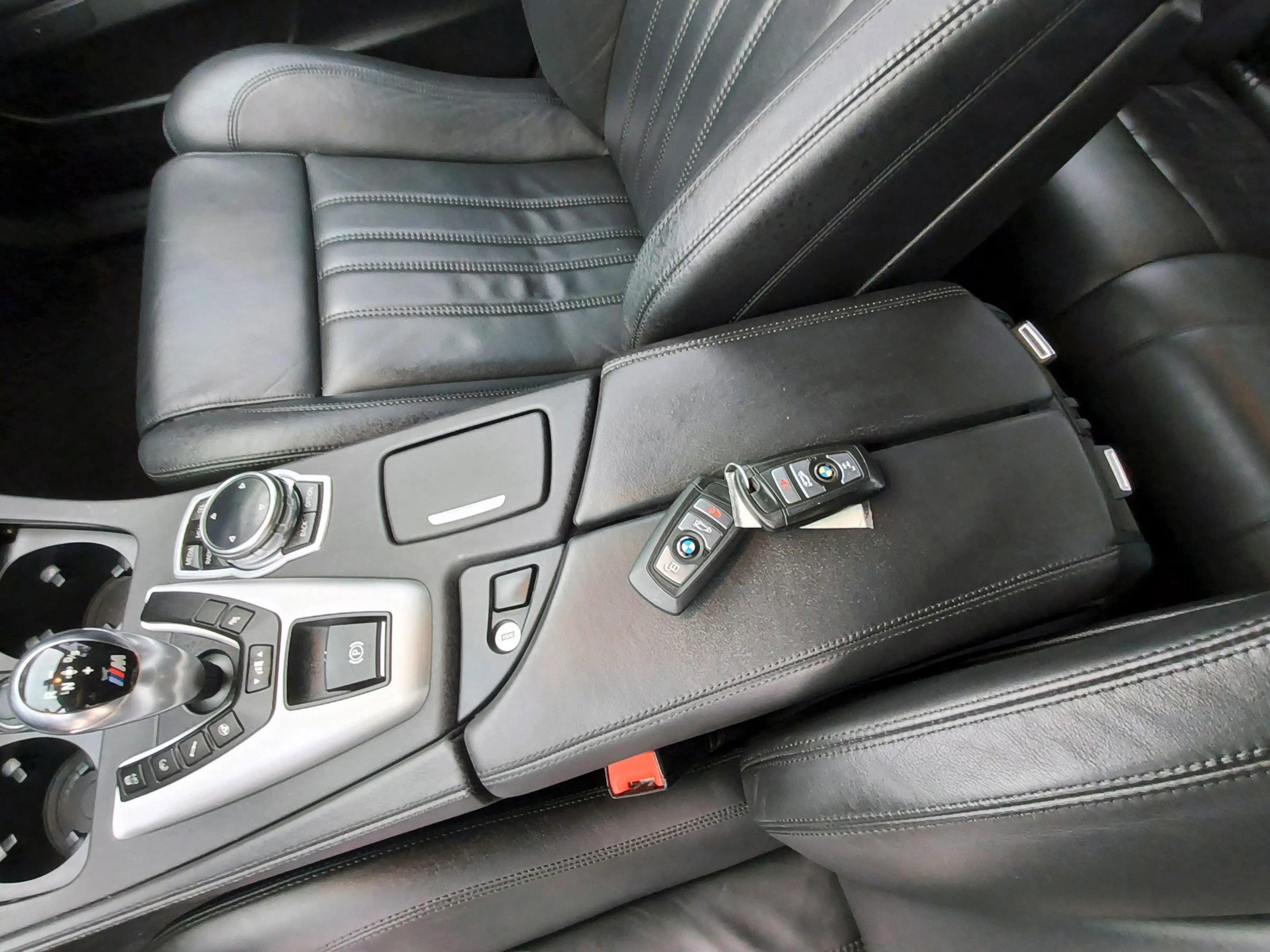 Used 2014 BMW M5 image 21