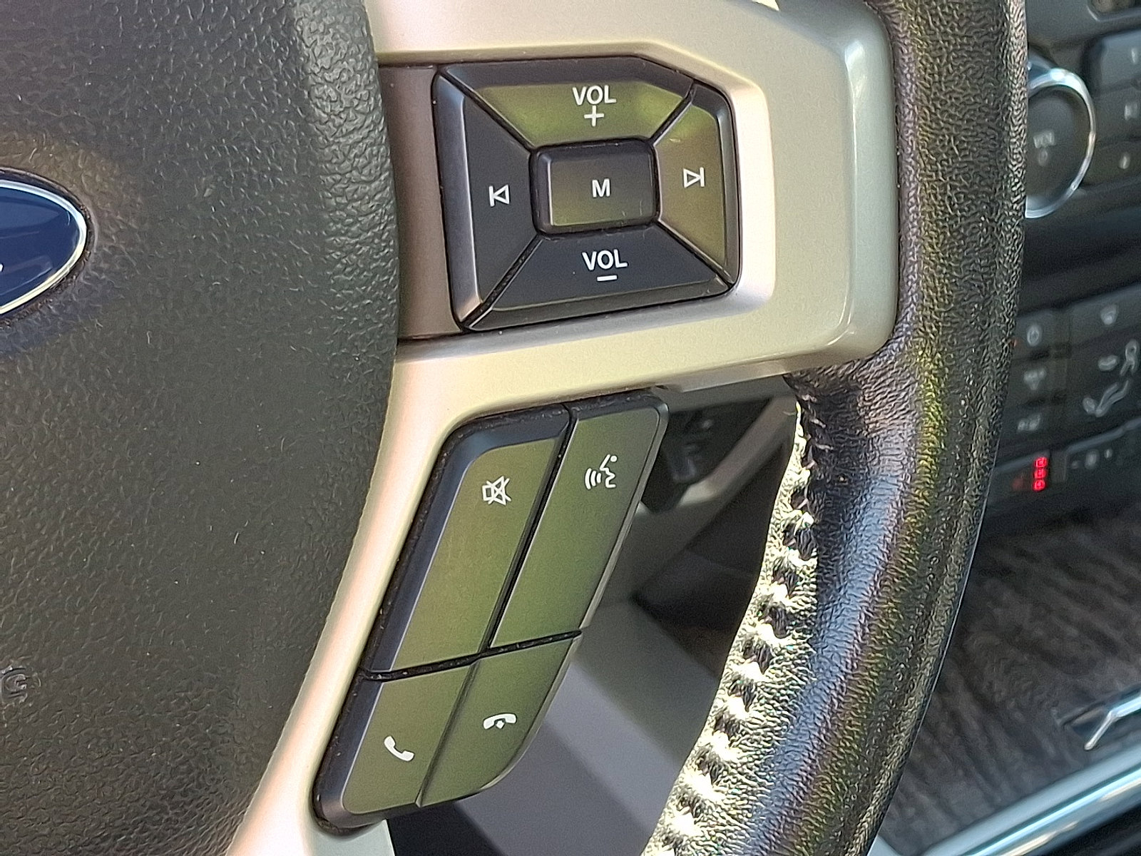 Used 2019 Ford F250 Lariat w/ Lariat Ultimate Package image 24