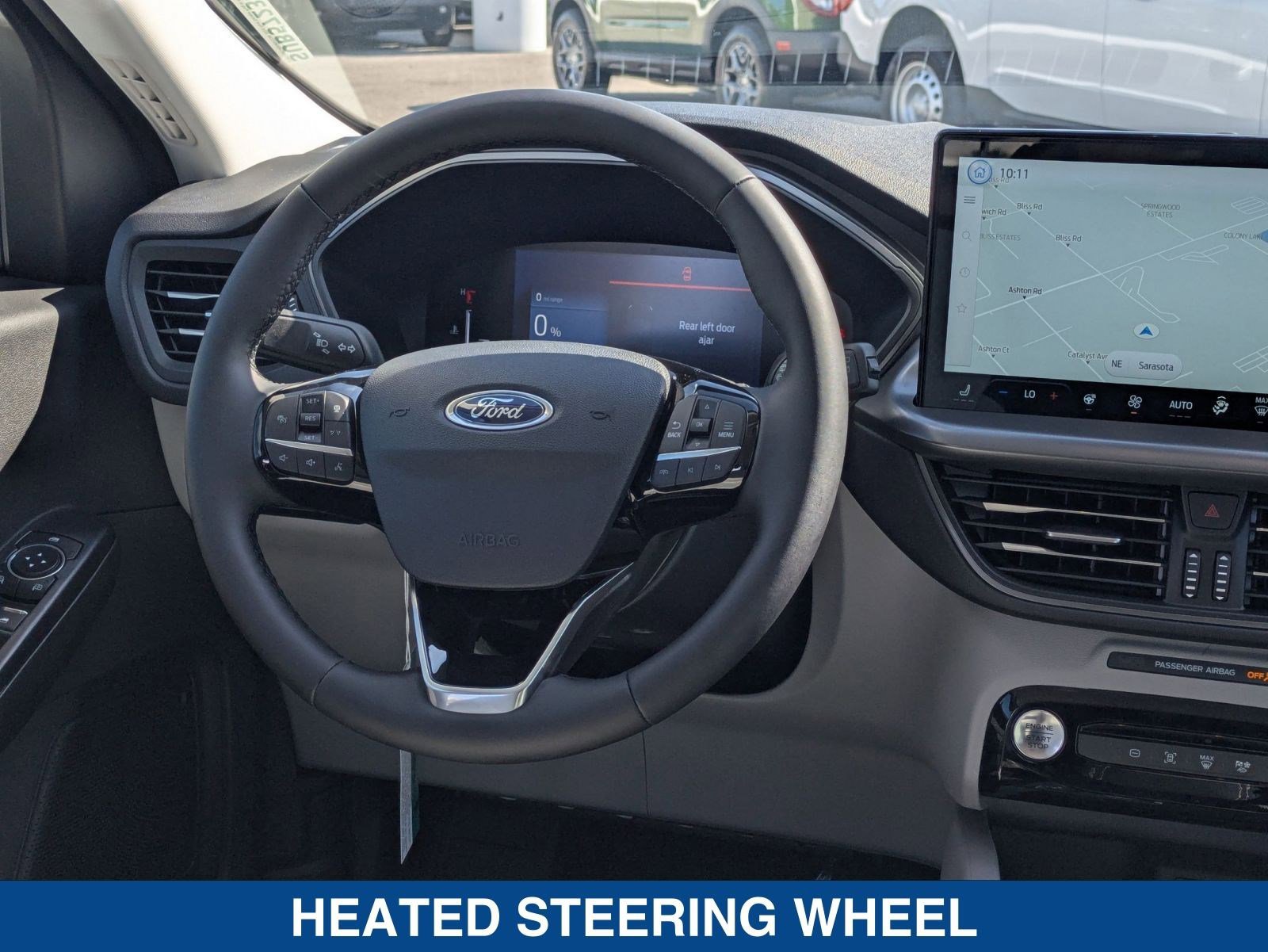 New 2025 Ford Escape SE image 18