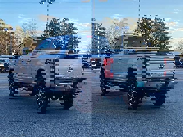 Used 2019 Ford F250 Lariat w/ Lariat Ultimate Package image 6