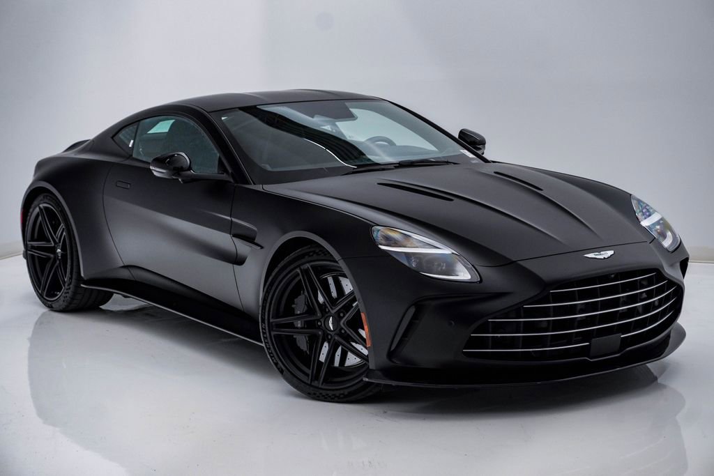 Used 2025 Aston Martin V8 Vantage Coupe RWD image 3