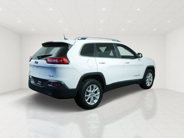 Certified 2016 Jeep Cherokee Latitude AWD/4WD image 7