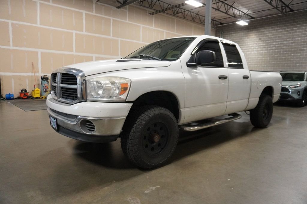 Used 2008 Dodge Ram 1500 Truck SLT AWD/4WD image 2