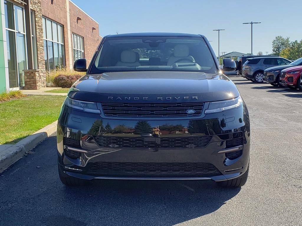 New 2025 Land Rover Range Rover Sport Dynamic SE image 2