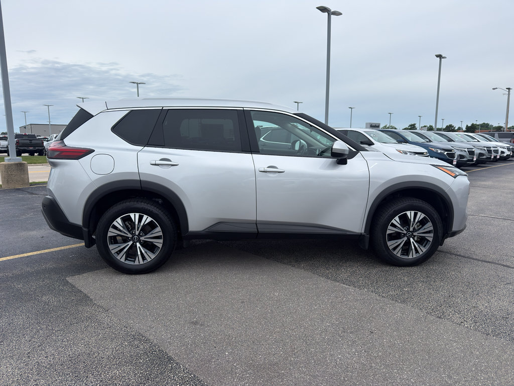 Certified 2023 Nissan Rogue SV w/ SV Premium B Package AWD/4WD image 4