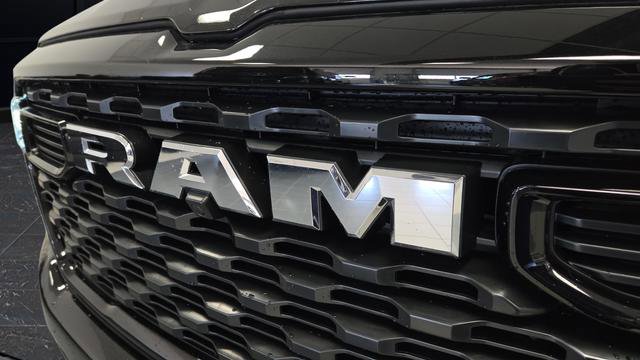 New 2026 RAM 1500 4x4 Crew Cab image 43
