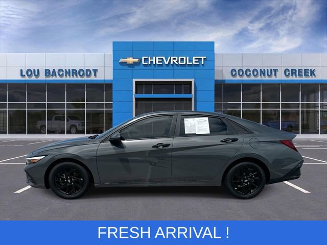 Used 2024 Hyundai Elantra SEL image 5