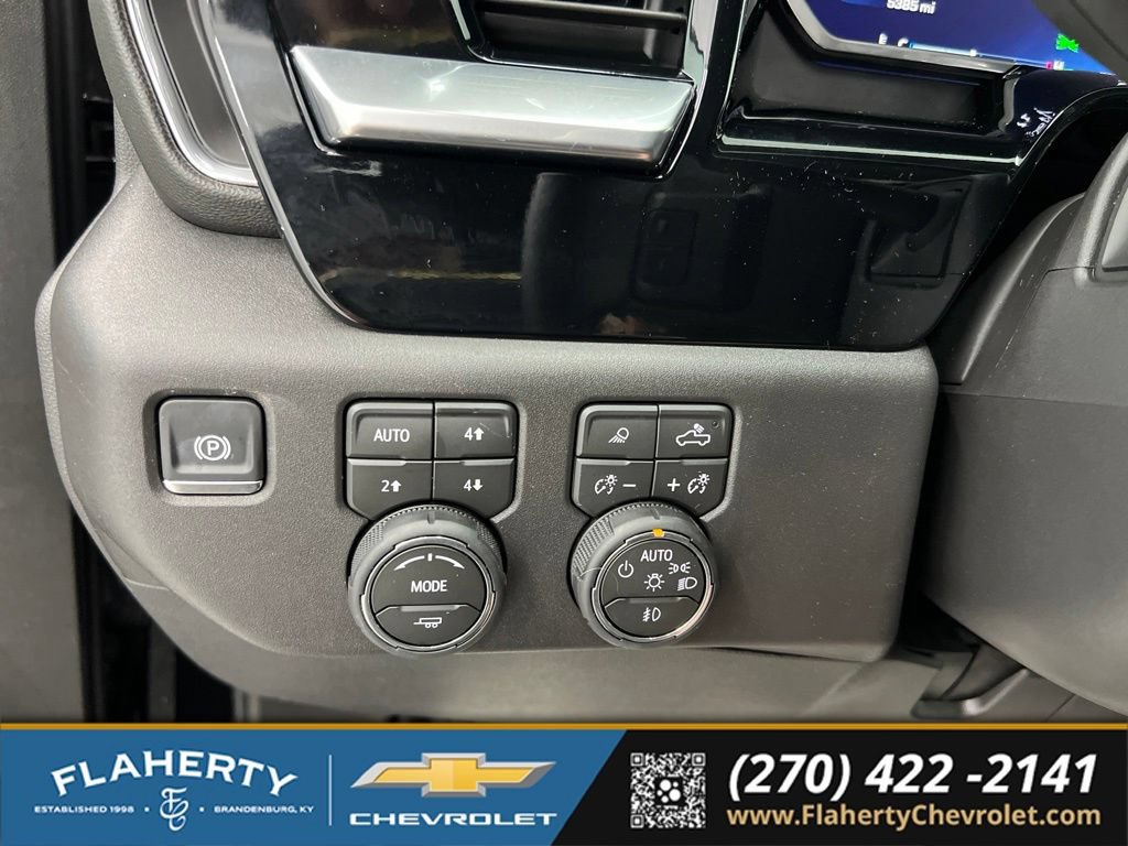 Used 2026 Chevrolet Silverado 1500 LT Trail Boss w/ Safety Package AWD/4WD image 25
