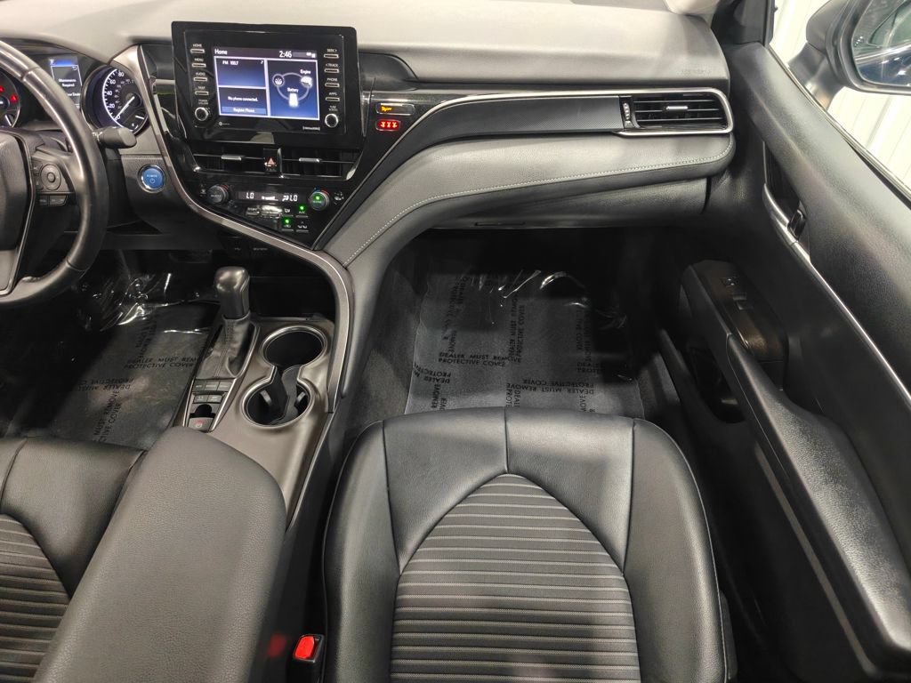 Used 2021 Toyota Camry SE FWD image 21
