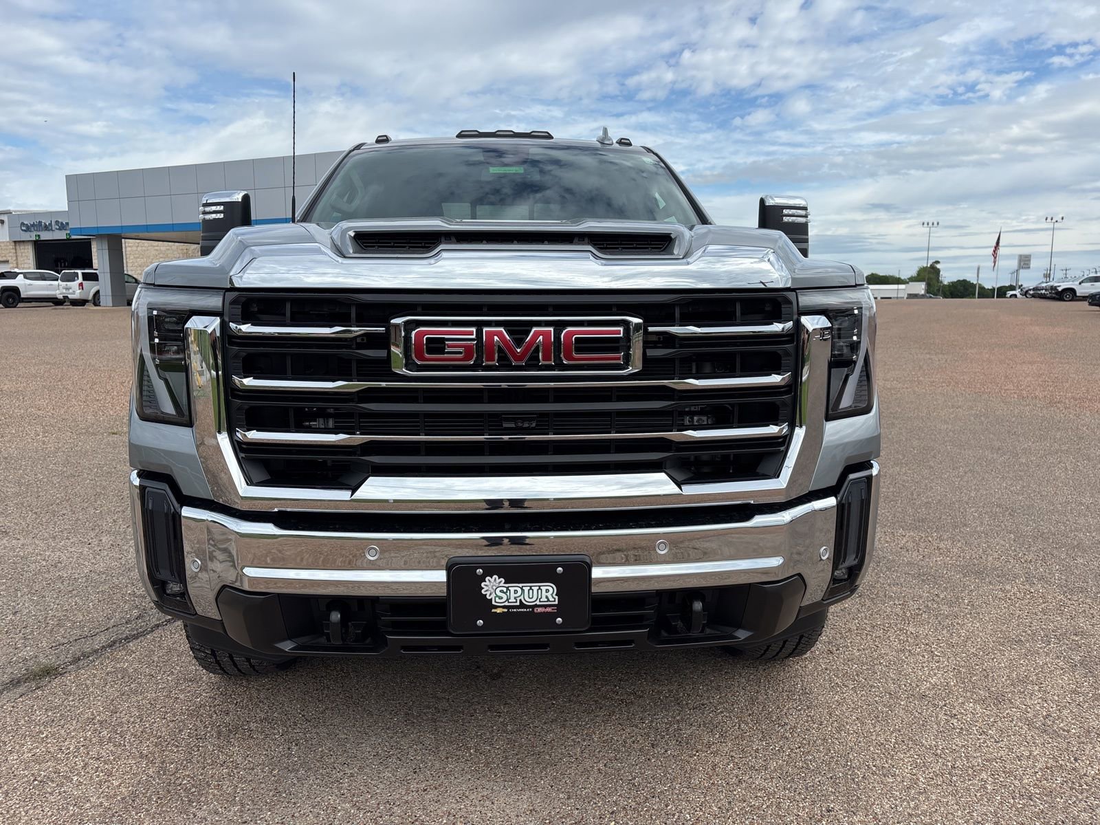 New 2026 GMC Sierra 2500 SLT w/ SLT Premium Package AWD/4WD image 9