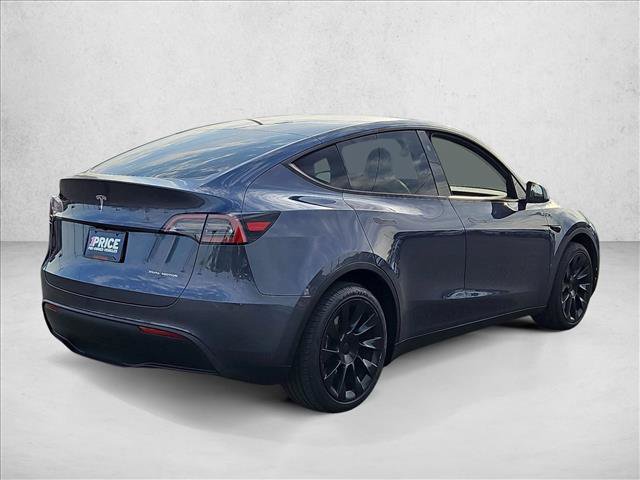 Used 2023 Tesla Model Y Long Range AWD/4WD image 5