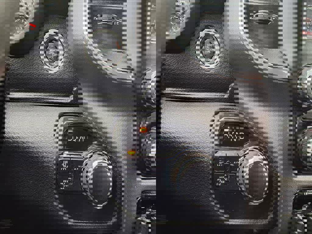 Used 2019 RAM 2500 Big Horn w/ Night Edition image 17