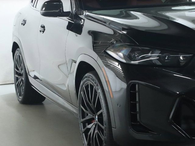 Certified 2024 BMW X6 xDrive40i w/ Premium Package AWD/4WD image 9