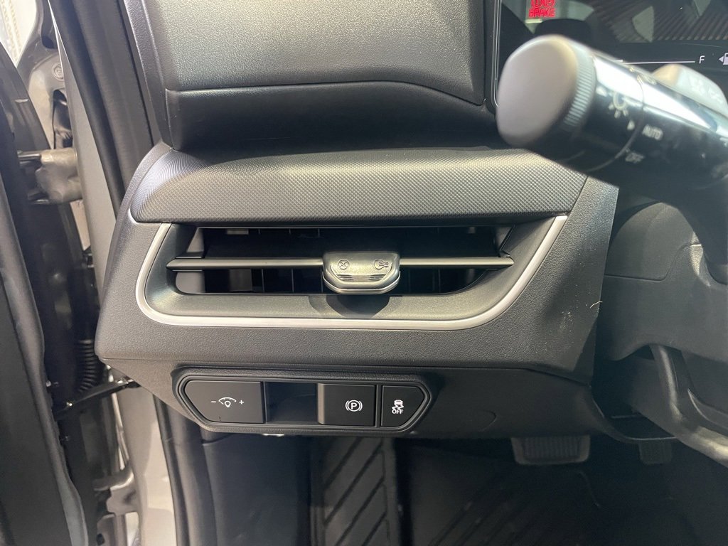 New 2026 Kia K4 LXS image 12