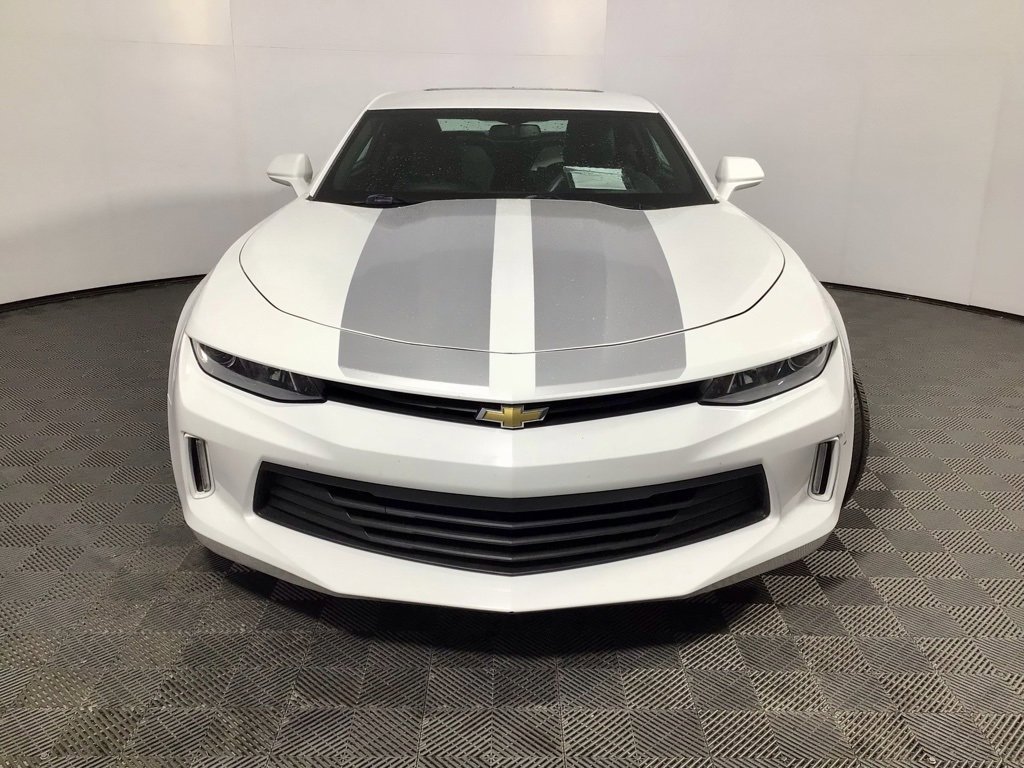 Used 2017 Chevrolet Camaro LT image 4