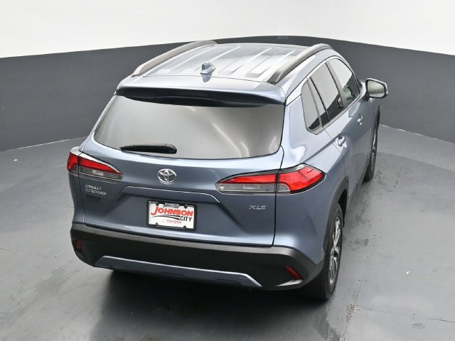 Used 2023 Toyota Corolla Cross XLE w/ Convenience Package FWD image 38