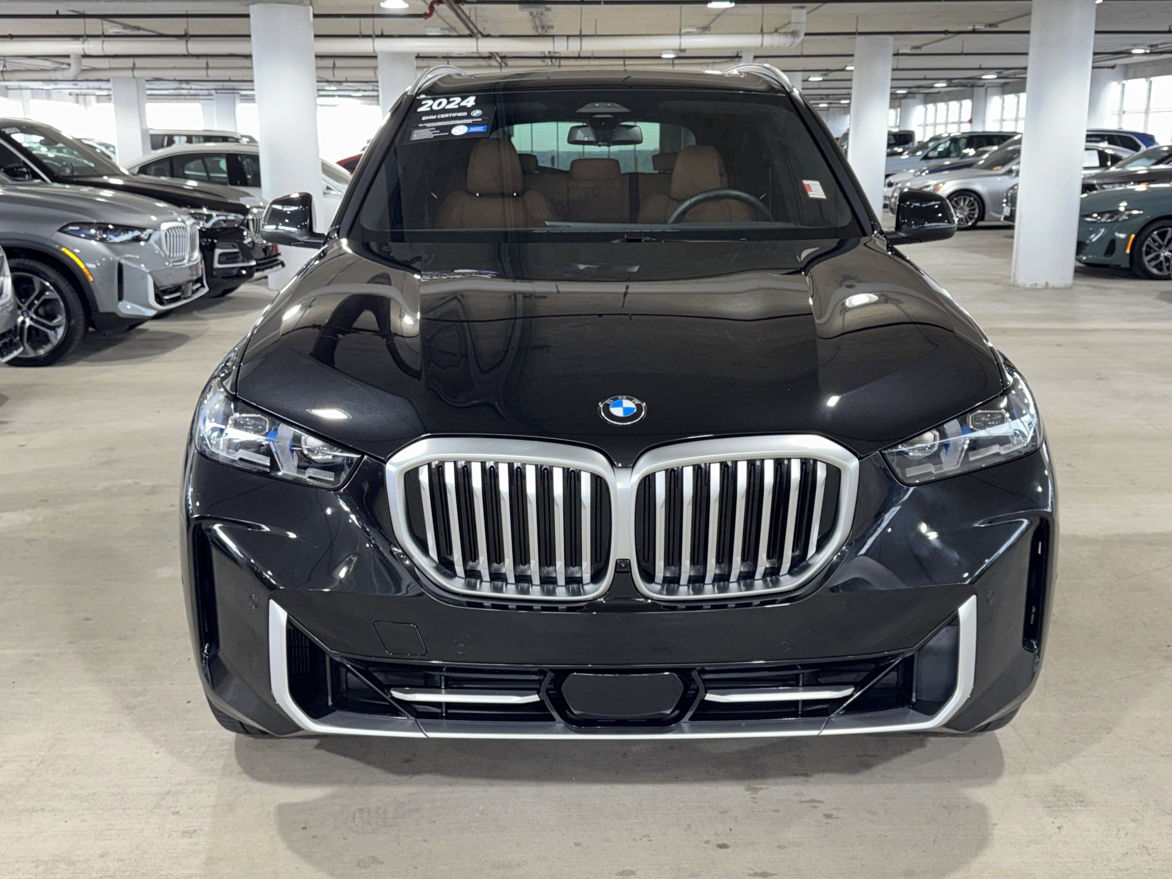 Certified 2024 BMW X5 xDrive40i w/ Premium Package image 3