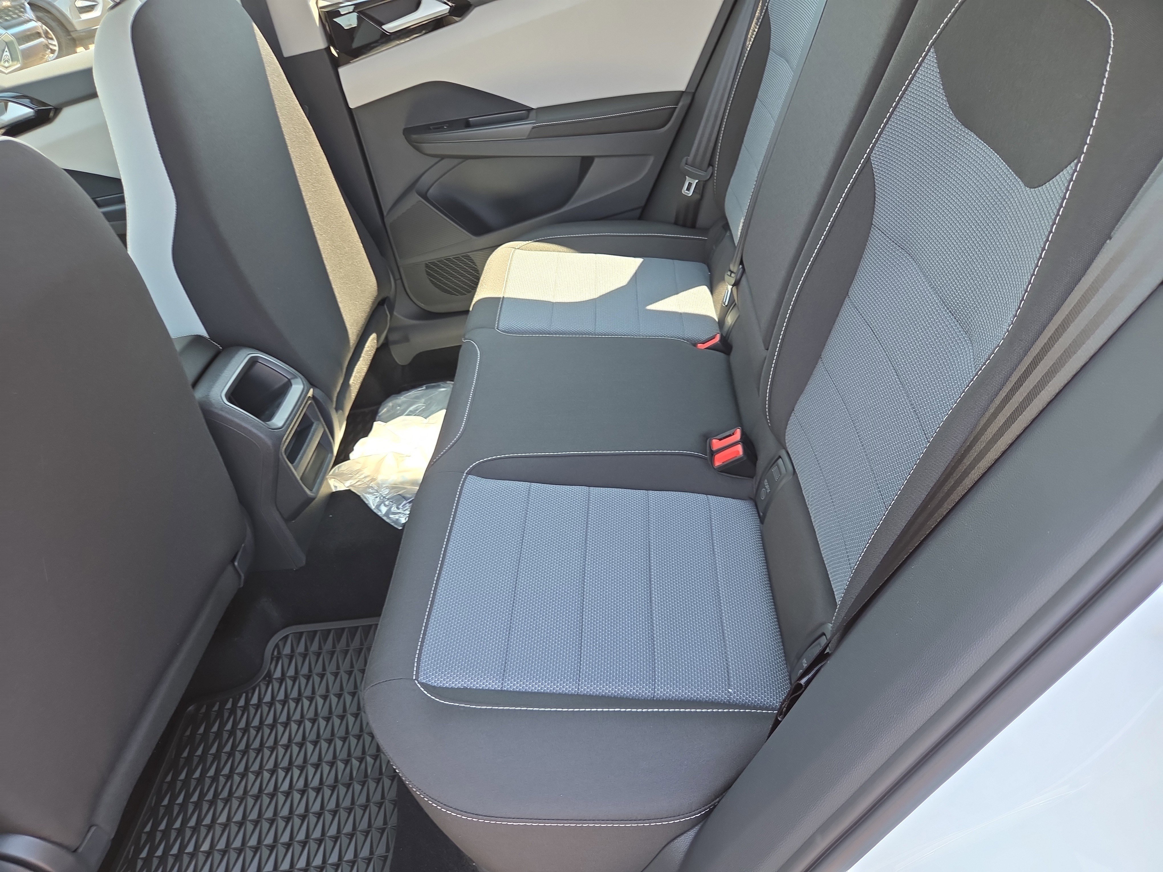 New 2025 Volkswagen Taos S image 6