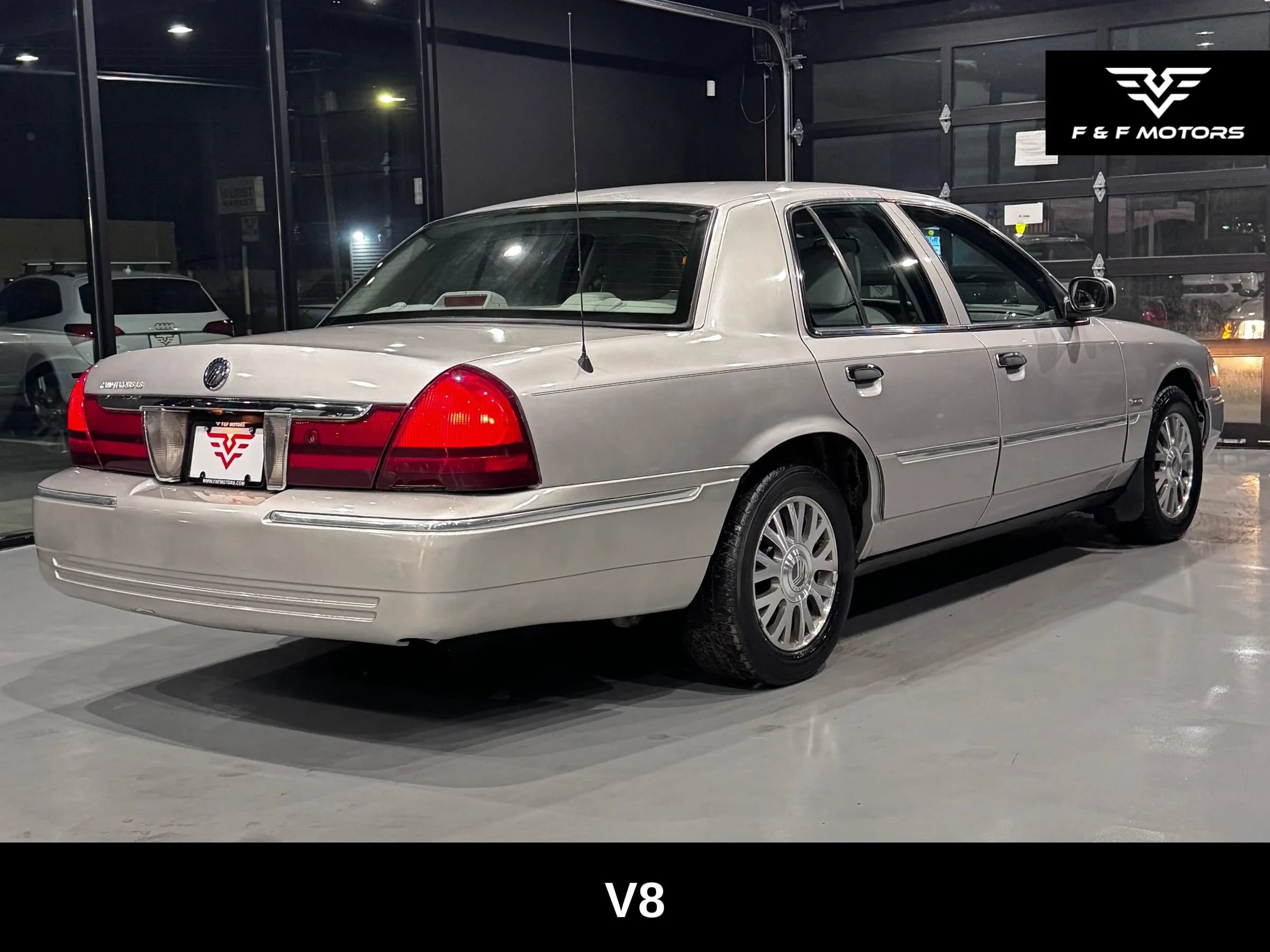 Used 2005 Mercury Grand Marquis LS RWD image 3