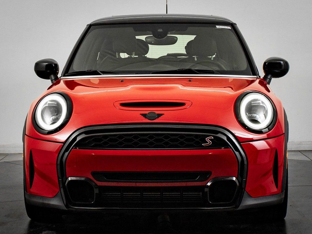 Used 2023 MINI Cooper S image 2
