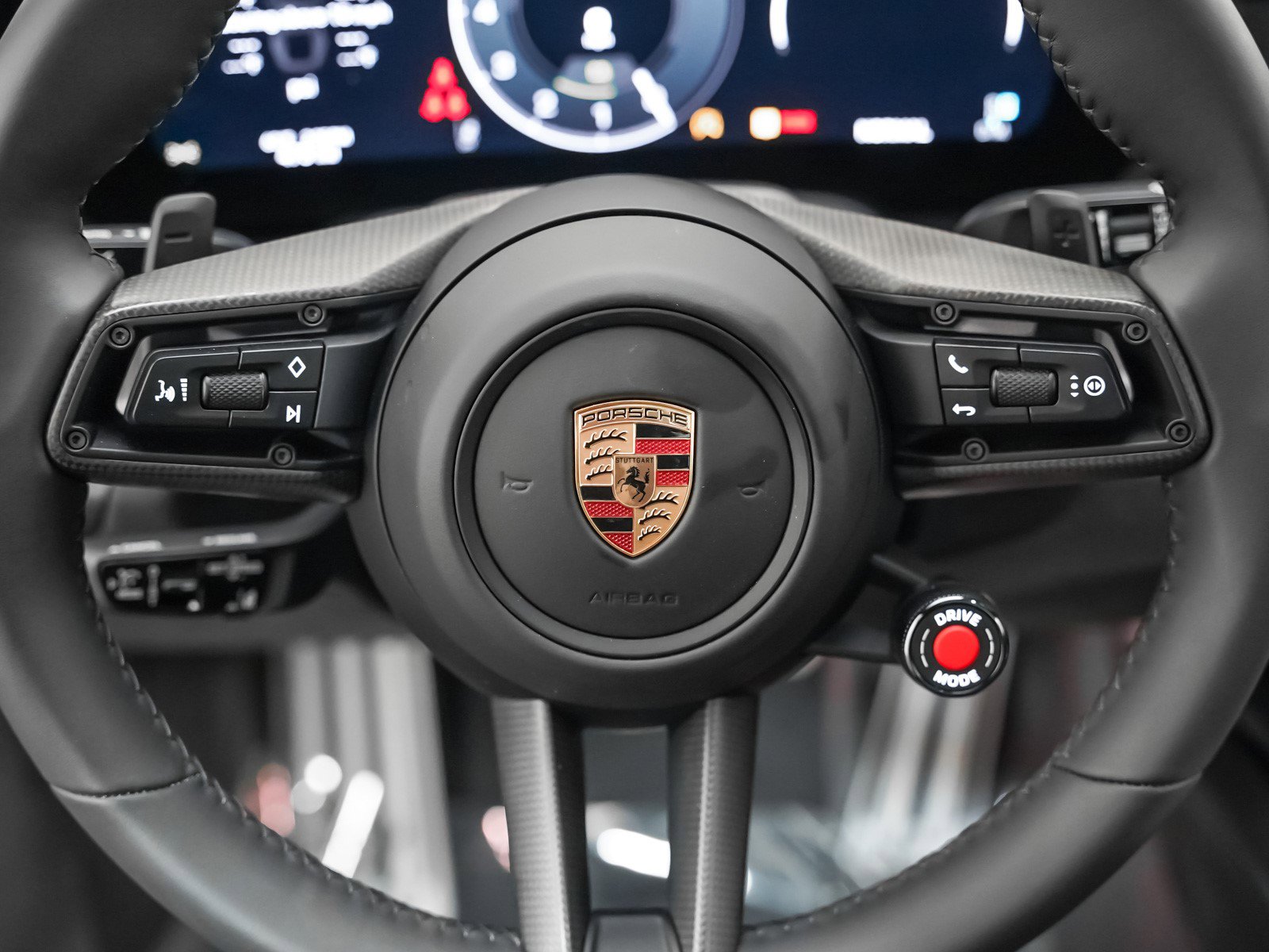 Used 2025 Porsche 911 Carrera 4 GTS image 16