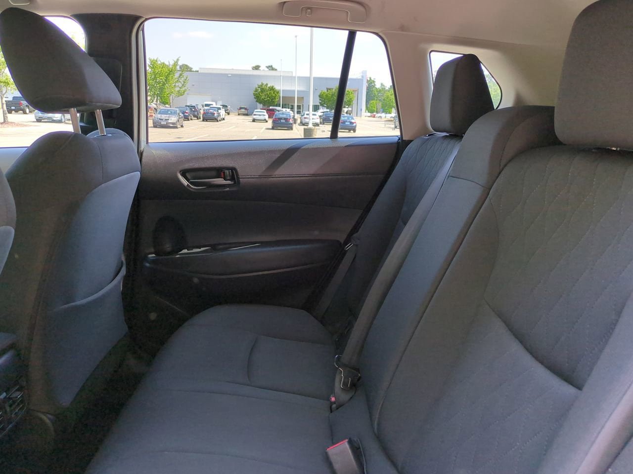 Used 2023 Toyota Corolla Cross LE w/ Moonroof Package FWD image 14