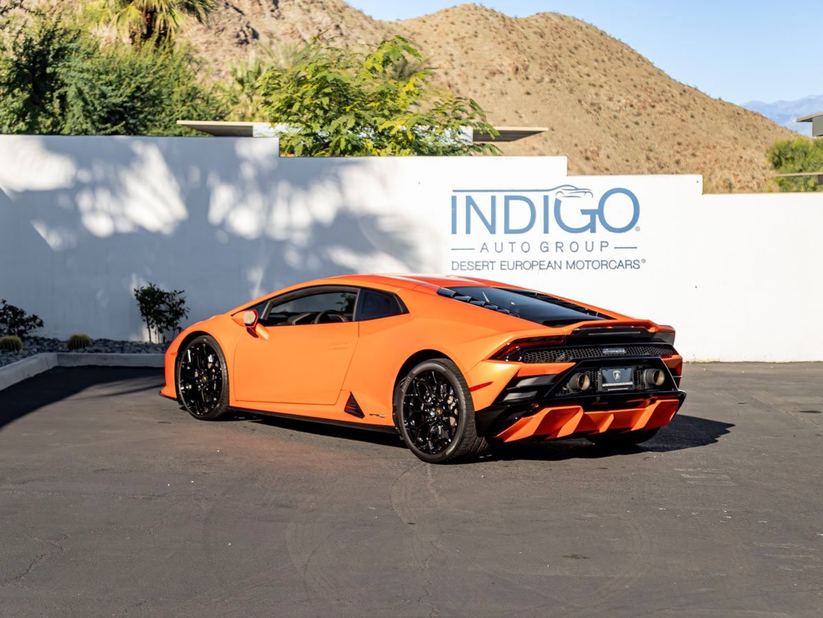 Used 2021 Lamborghini Huracan EVO image 9