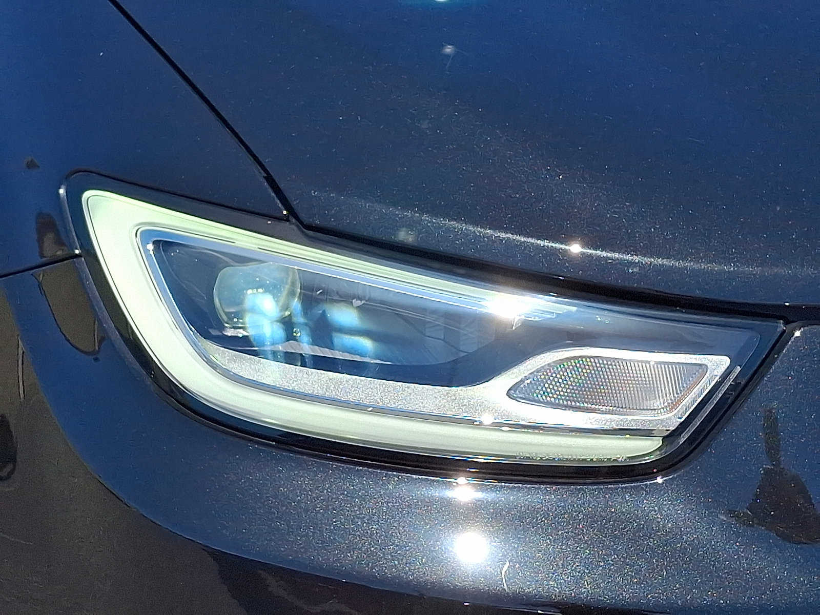 Used 2022 Chrysler Pacifica Pinnacle AWD/4WD image 10