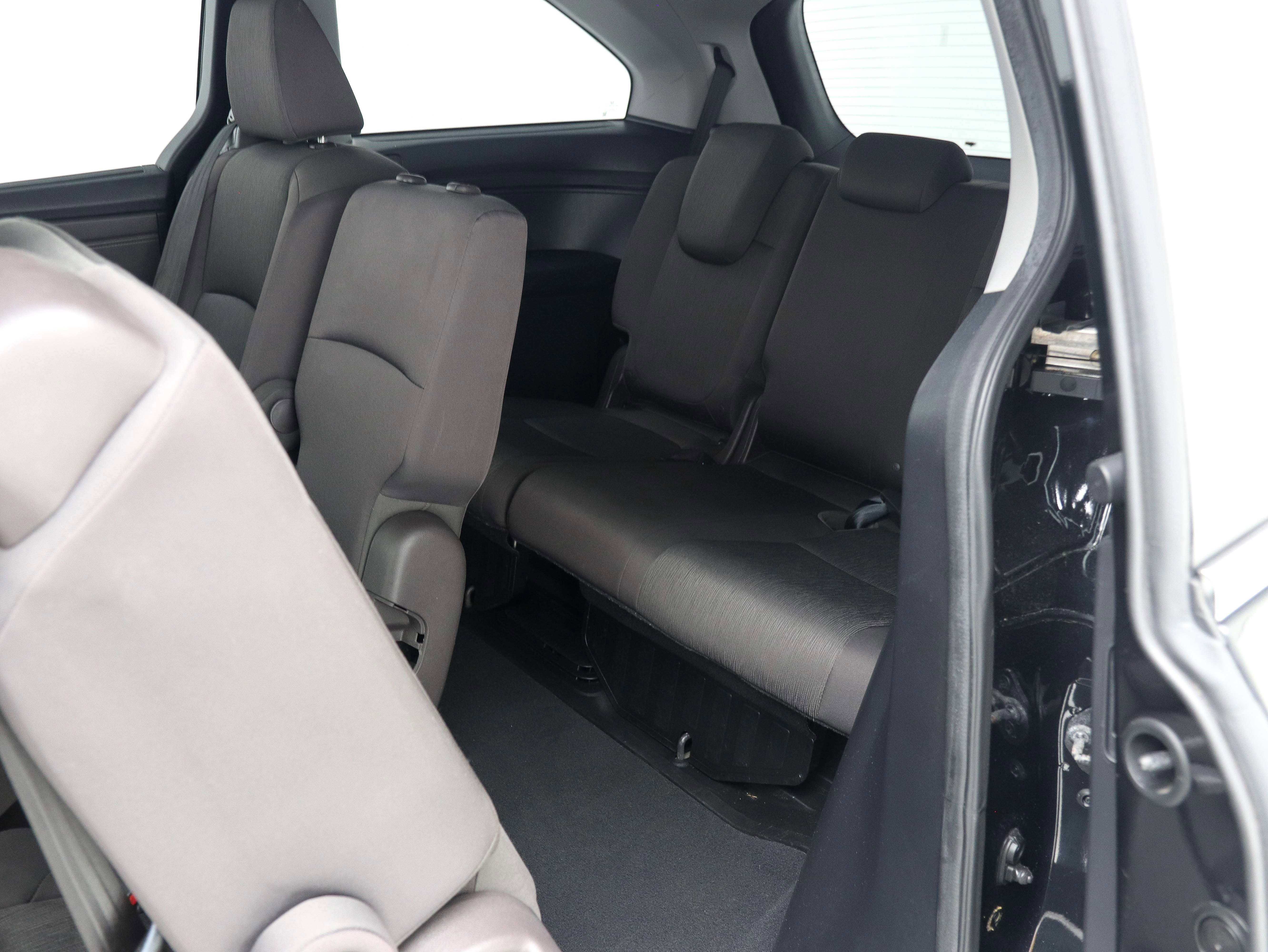 Used 2019 Honda Odyssey EX image 18