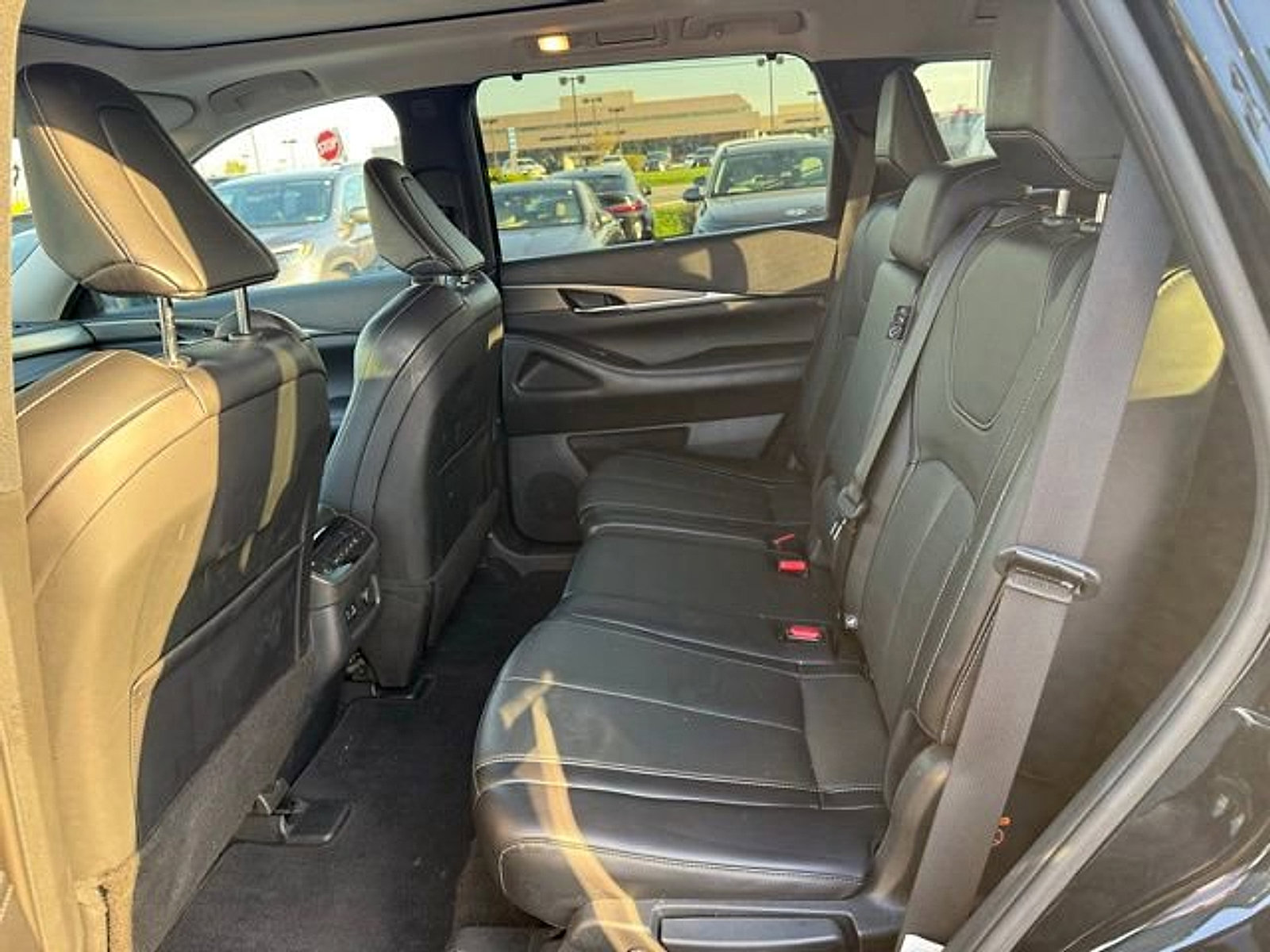 Certified 2023 INFINITI QX60 Luxe w/ Cargo Package image 21