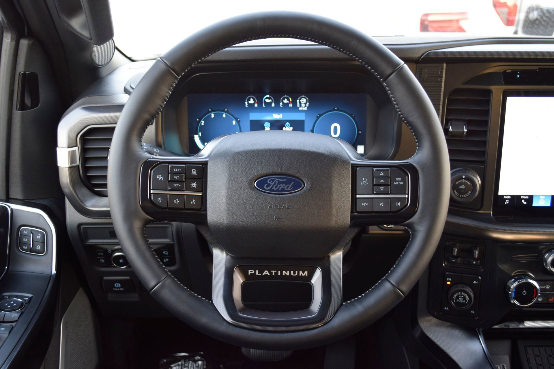 New 2026 Ford F150 Platinum w/ Equipment Group 702A High image 8