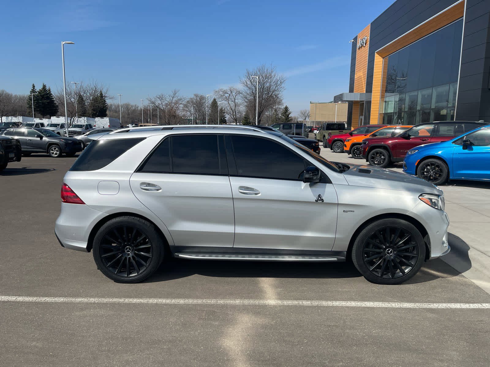 Used 2018 Mercedes-Benz GLE 43 AMG 4MATIC image 3