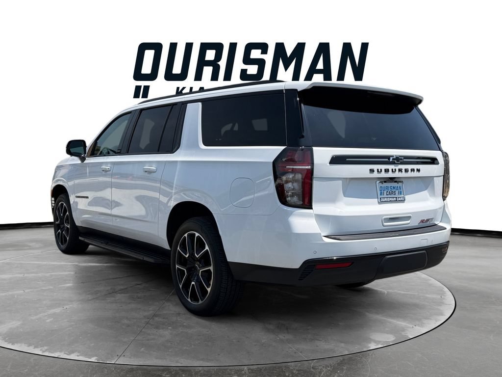 Used 2024 Chevrolet Suburban RST w/ Luxury Package AWD/4WD image 4