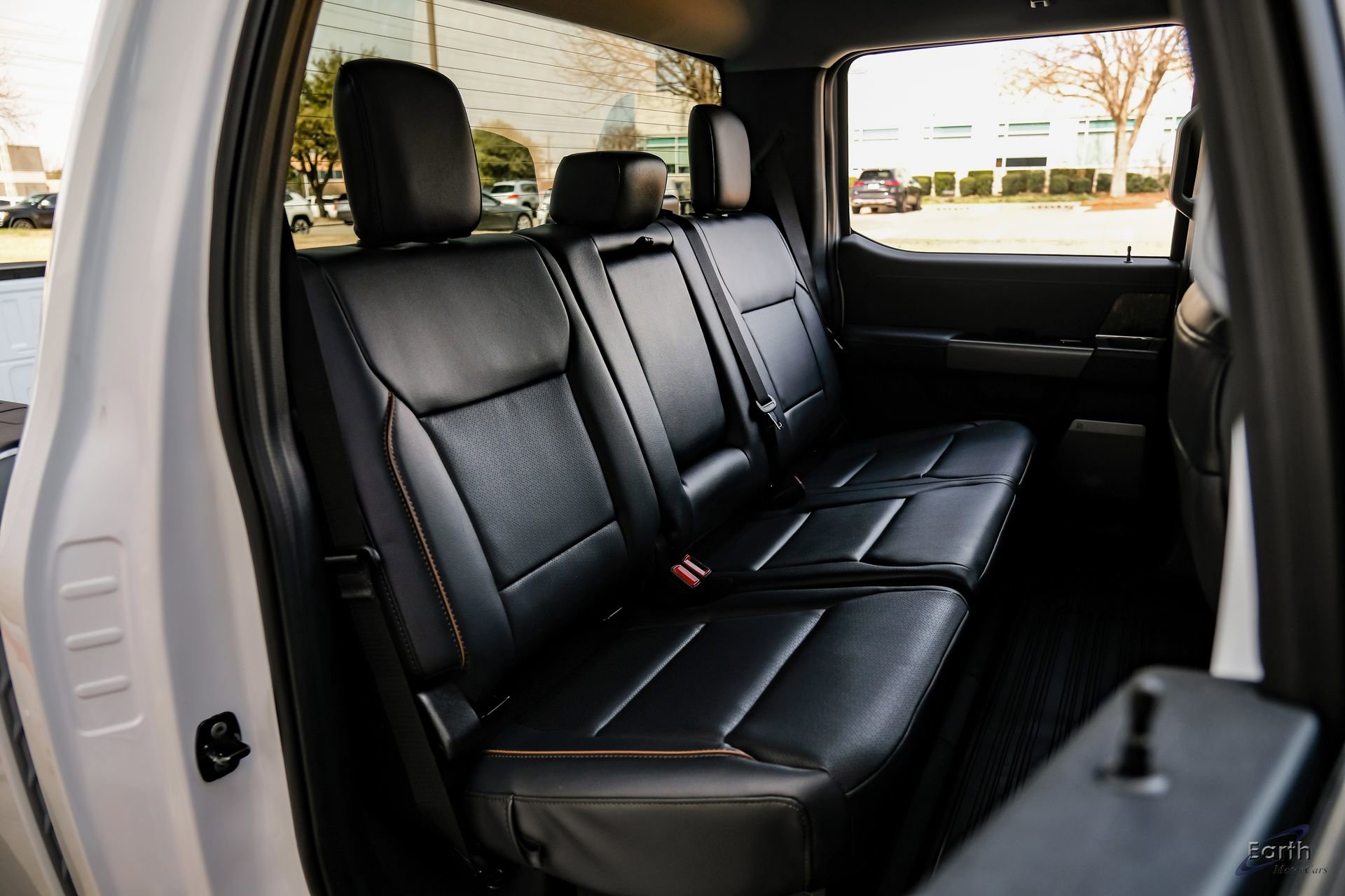 Used 2026 Ford F450 Lariat w/ FX4 Off-Road Package image 93