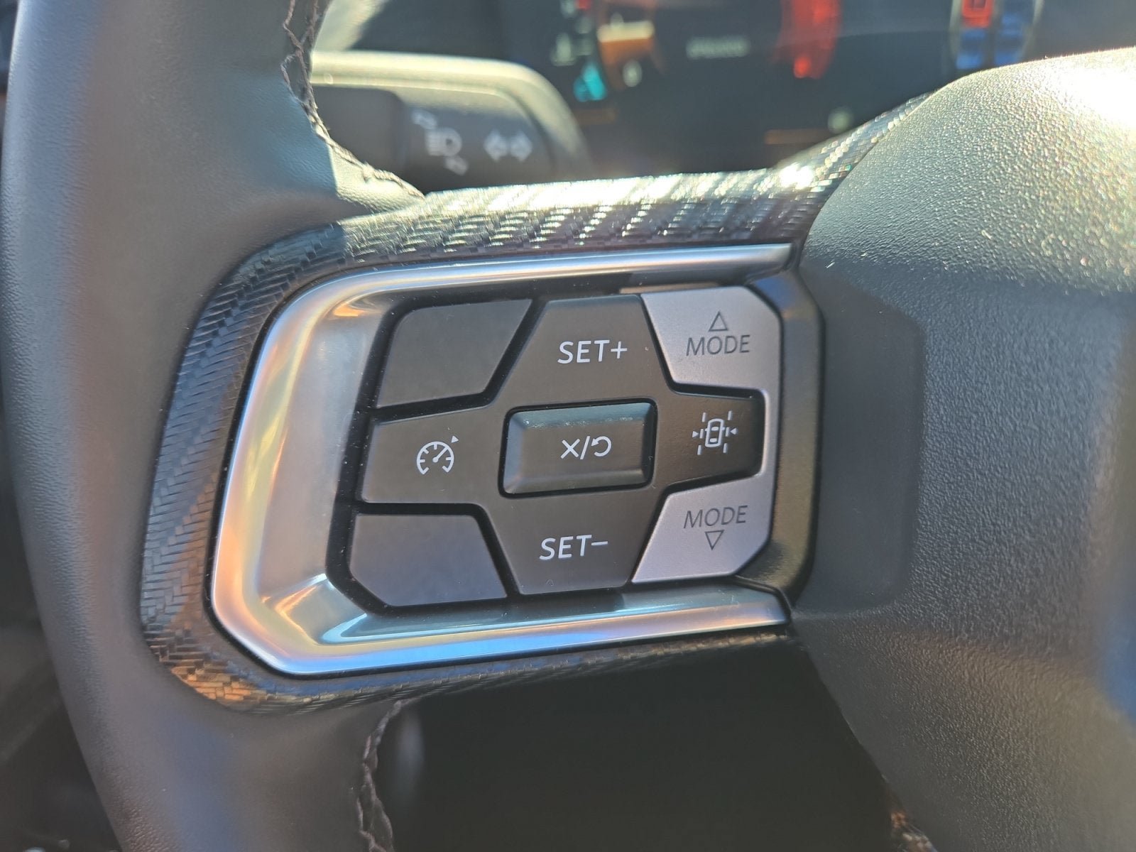 Used 2025 Ford Mustang Convertible RWD image 14