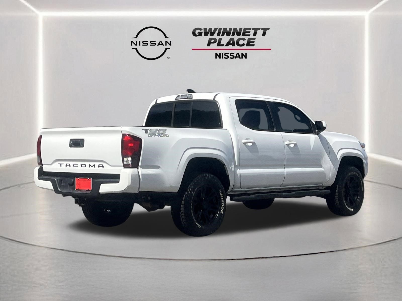 Used 2021 Toyota Tacoma SR w/ SR Convenience Package image 23