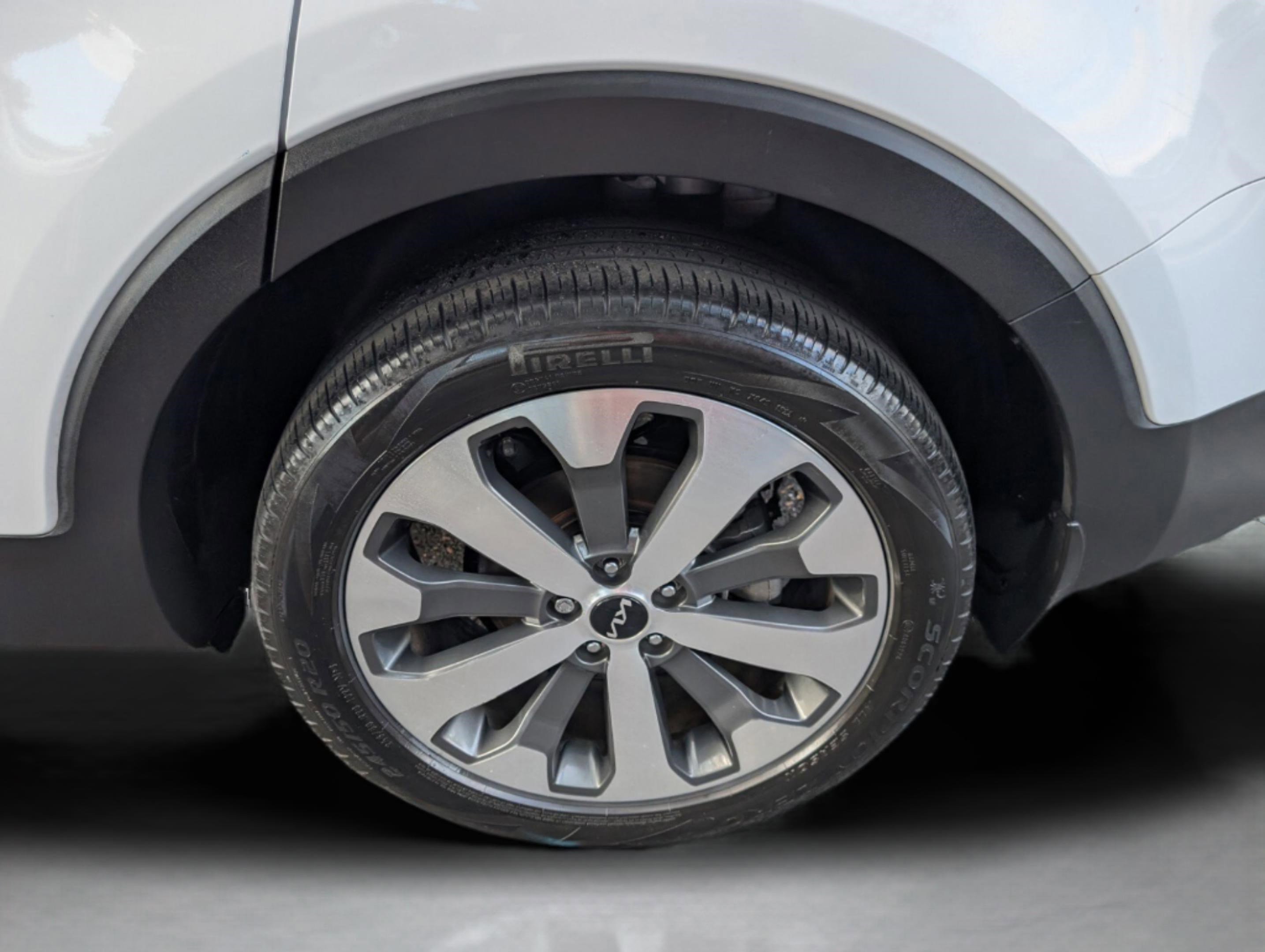 Certified 2022 Kia Telluride EX w/ EX Premium Package image 40