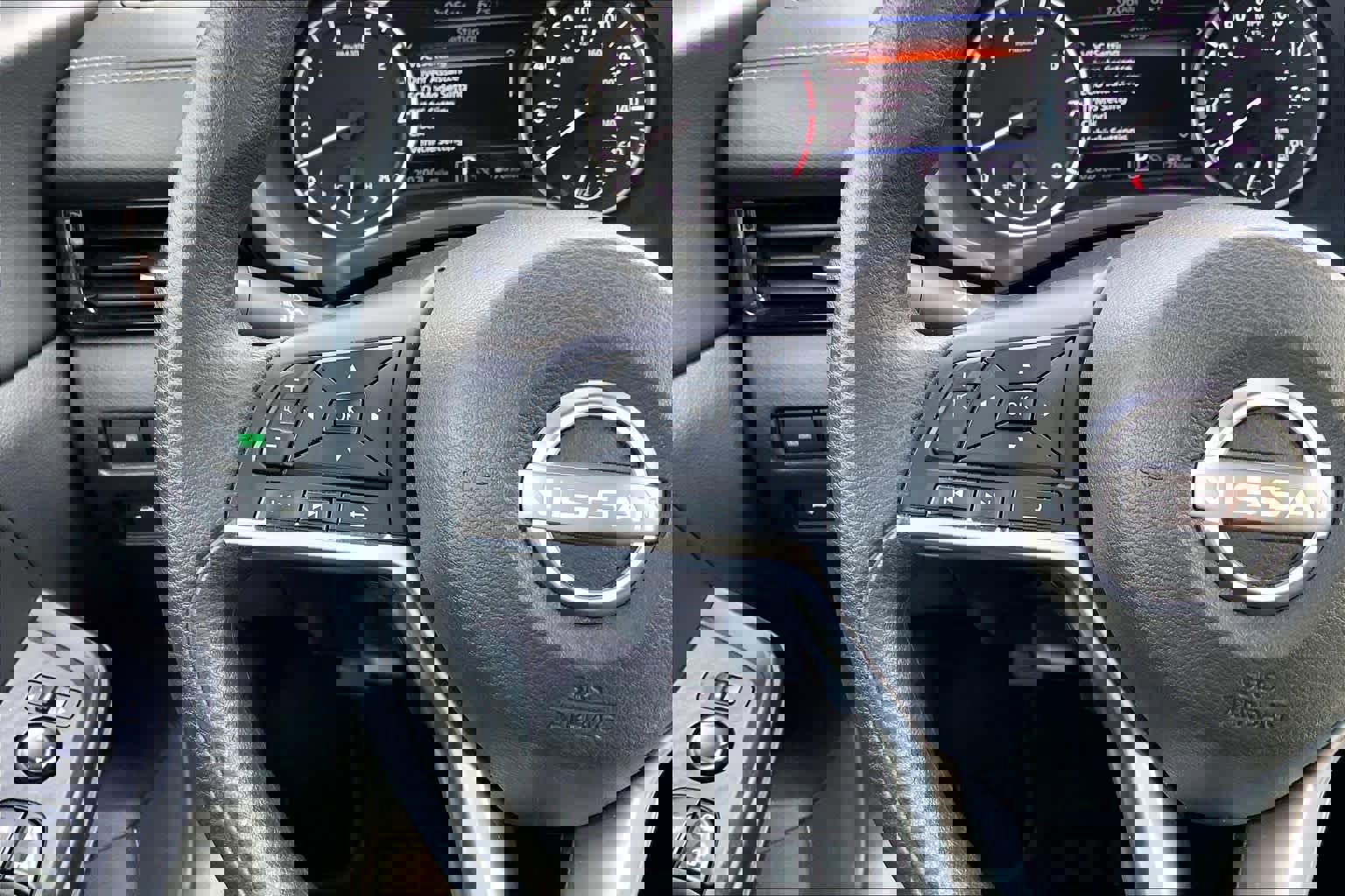 Used 2024 Nissan Sentra SV image 23