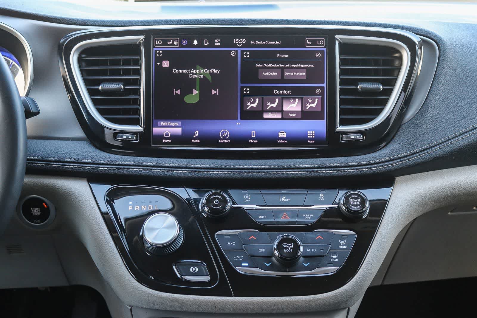 Used 2022 Chrysler Pacifica Touring-L FWD image 13