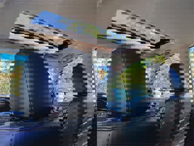 Used 2013 INFINITI JX35 w/ Premium Pkg image 23