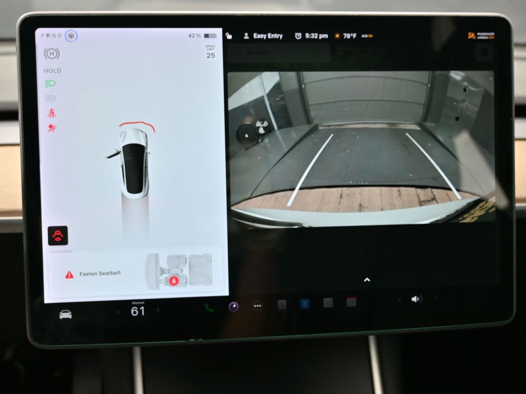 Used 2020 Tesla Model 3 Standard Range Plus image 17